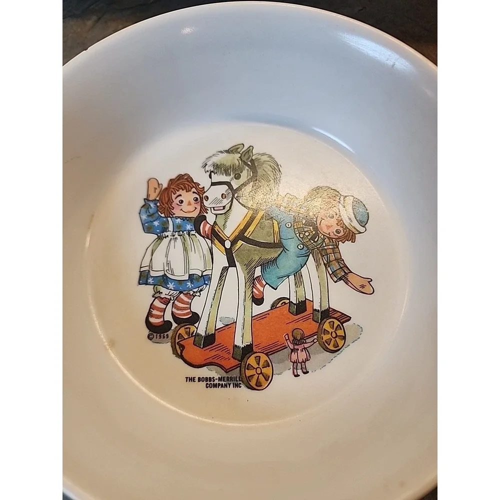Vintage Oneida Deluxe Child's Bowl Raggedy Ann Andy Bobbs-Merrill Melamine